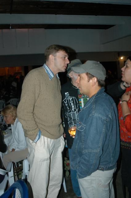Диск53. `Кинотавр` 2004 год. На снимке: актеры Алексей Нилов и Андрей Федорцов.