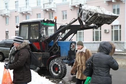 Минск. Снегоуборочная техника.