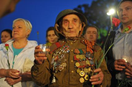 День памяти и скорби павших в Великой Отечественной войне.  На снимке: ветеран в орденах и медалях.