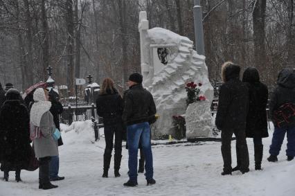 Могила Александра Абдулова