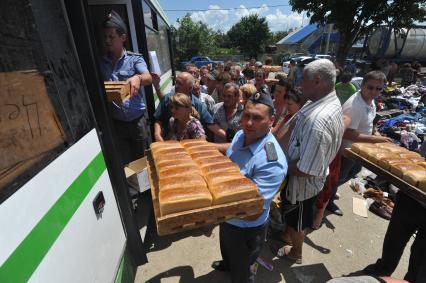 Последствия наводнения в Крымске. Гуманитарная помощь.