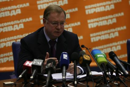 ИД `Комсомольская правда`. Пресс-центр. На снимке: председатель Счетной палаты РФ Сергей Степашин.