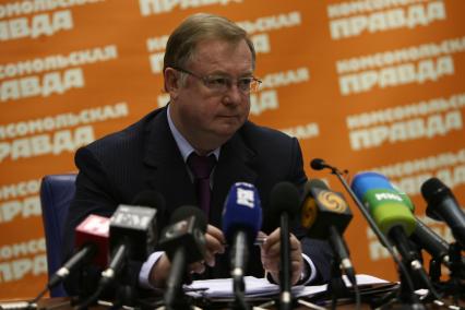 ИД `Комсомольская правда`. Пресс-центр. На снимке: председатель Счетной палаты РФ Сергей Степашин.