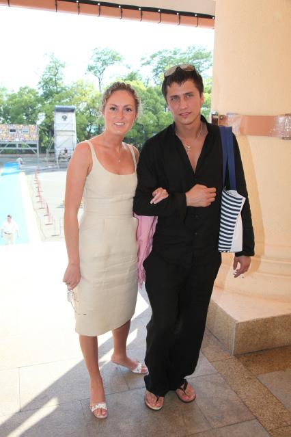 Диск57. \"Кинотавр\" 2010 год. На снимке: актриса Пиотровски Рената и актер Прилучный Павел