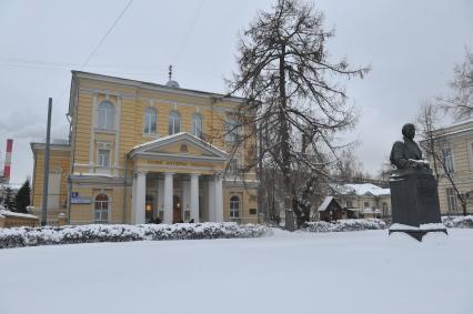 Здание Первого Московского государственного медицинского университета им. И.М. Сеченова.