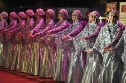 Легкоатлетический манеж ЦСКА. Международные соревнования по легкой атлетике `Русская зима-2013`. Открытие. На снимке: танец.