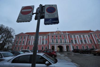 Здание Эстонского парламента. Бывший губернаторский дворец (дворец Тоомпеа).