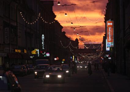 восход солнца над гороховой улицей