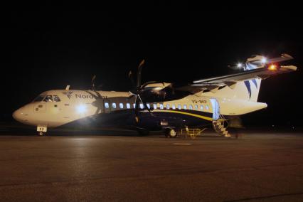 Пассажирский самолет ATR-42-500 авиакомпании `NORDSTAR`.