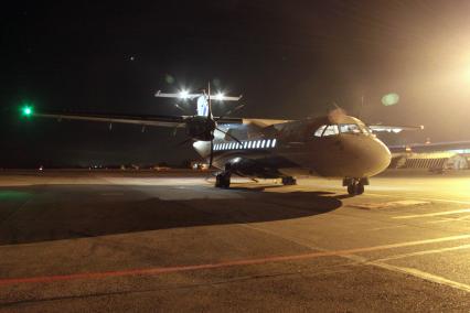 Пассажирский самолет ATR-42-500 авиакомпании `NORDSTAR`.