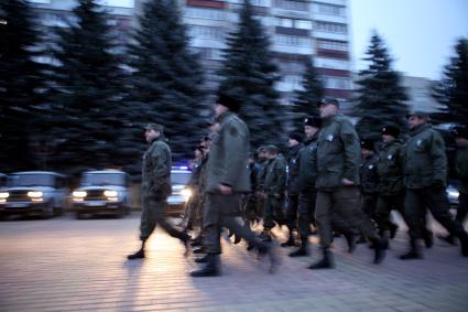 Совместный развод и патрулирование казаками и сотрудниками ППС в Ставрополе. На снимке: начало патрулирования.