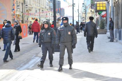 Открытие городского Масленичного фестиваля в Камергерском переулке.