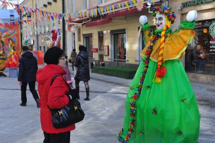 Открытие городского Масленичного фестиваля в Камергерском переулке.