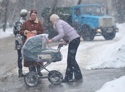 Снегопад в Москве.