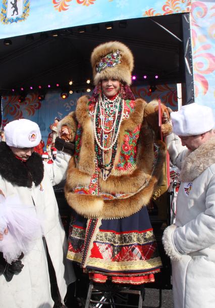 Певица Надежда Бабкина во время открытия праздничных гуляний на Масленицу в Ярославле.