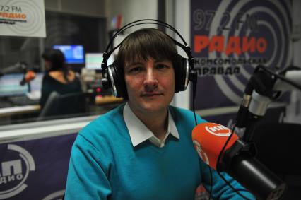 ИД `Комсомольская правда`. Певец, актёр, телеведущий, композитор и поэт- песенник Сергей Переверзев.