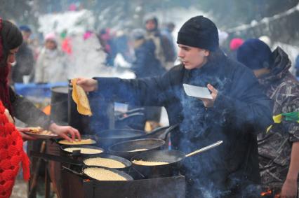 Ежегодный неформальный праздник`Бакшевская Масляница 2013`.