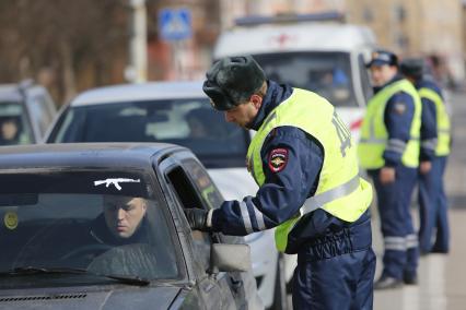 Сотрудники гибдд Калининграда проводят акцию трезвый водитель.