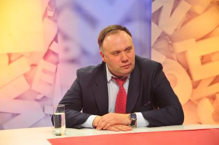 ИД `Комсомольская правда`. Член Общественной палаты РФ, исполнительный директор Ассоциации по защите избирательных прав граждан `Гражданский контроль` Георгий Федоров