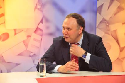 ИД `Комсомольская правда`. Член Общественной палаты РФ, исполнительный директор Ассоциации по защите избирательных прав граждан `Гражданский контроль` Георгий Федоров
