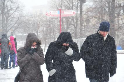 Метель в городе.