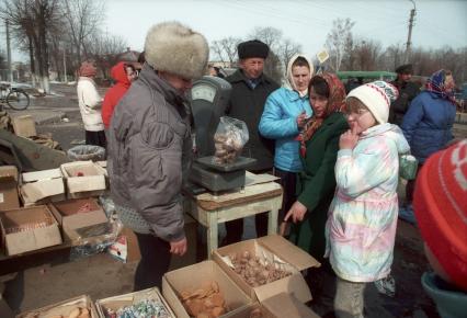 Последствия аварии на Чернобыльской АЭС. На снимке: чернобыльский рынок.