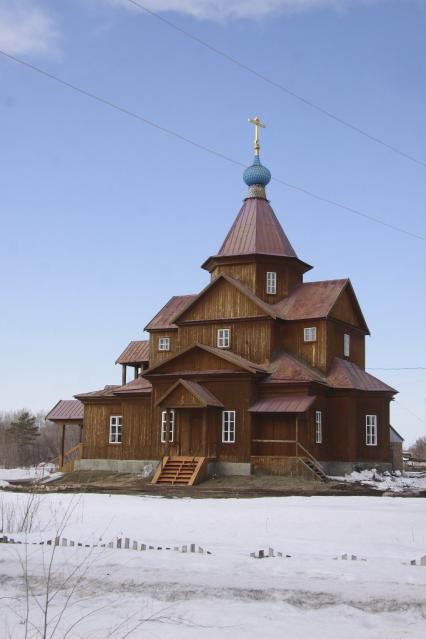 Храм Покрова Пресвятой Богородицы. Построен на средства актера и режиссера Валерия Золотухина.