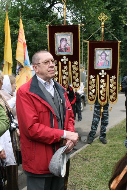 Актер и режиссер Валерий Золотухин на открытие памятника Петру и Февронье в Ярославле.