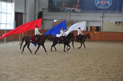 Пресс показ новой программы Кремлёвской школы верховой езды, специально подготовленной для выступления  на конном турнире `Horses&Dreams`.