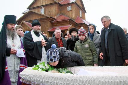 Похороны актера и режиссера Валерия Золотухина. На снимке: прощание.