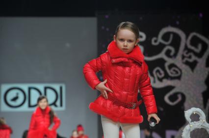 ЦВЗ `Манеж`. Российская Неделя моды `Mercedes-Benz Fashion Week Russia`. Показ коллекции Яны Рудковской и Евгения Плющенко `ODRI`