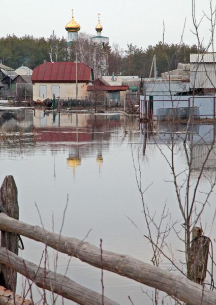 Затопленное село Шуберское.