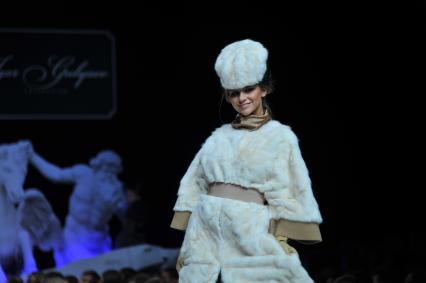 Гостиный двор. Неделя моды в Москве `Volvo Moscow Fashion Week`. Показ коллекции Igor Gulyaev.