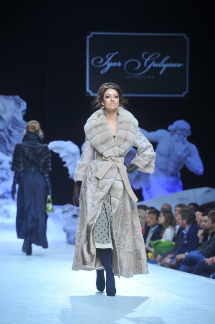 Гостиный двор. Неделя моды в Москве `Volvo Moscow Fashion Week`. Показ коллекции Igor Gulyaev.