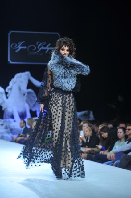 Гостиный двор. Неделя моды в Москве `Volvo Moscow Fashion Week`. Показ коллекции Igor Gulyaev.