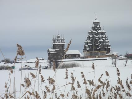 Музей-заповедник `Кижи` зимой.