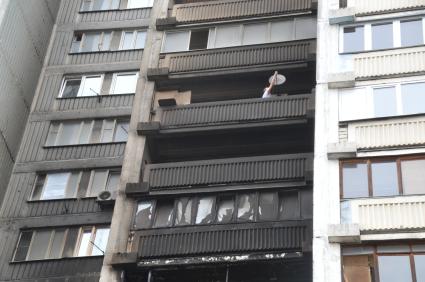 Улица Широкая дом  25/24. Возгорание в жилом доме на северо-востоке Москвы. На снимке: последствия пожара.