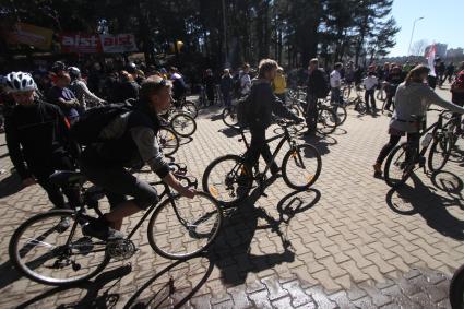 Велосипедисты на открытии велосезона в Минске.
