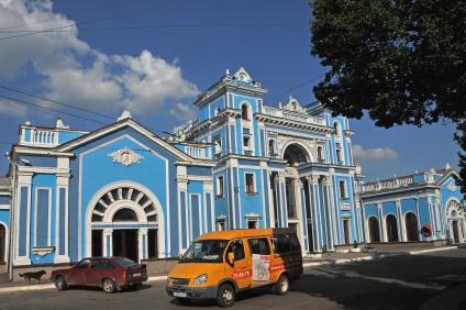 Здание железнодорожного вокзала в Ставрополе.