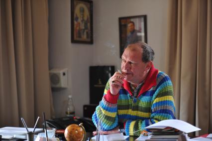Директор Тбилисского Государственного академического русского драматического театра им. А. С. Грибоедова Николай Свентицкий