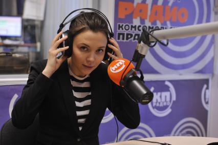 Радиостанция `Комсомольская правда`. Автор и актриса команды КВН Сега Мега Драйв 16 Бит Галина Тенишева