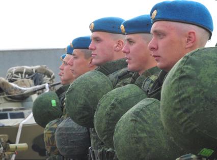 Полигон 106 Гвардейской воздушно-десантной дивизии. На снимке: бойцы ВДВ.