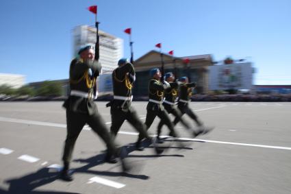 Ставрополь. Центр города. Парад на День Победы.