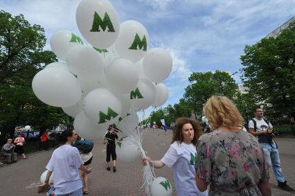 Метро `Сокольники`. Праздничные мероприятия, посвященные 78-летию Московского метрополитена.