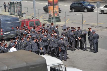 Акция оппозиции `Марш против палачей` прошла от Калужской площади до Болотной.