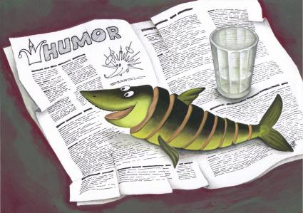 Порезанная рыба читает раздел `Юмор` в газете. ВНИМАНИЕ! Рисунок принадлежит ЗАО `ИД `Комсомольская правда`. Гонорар автору не расписывать.