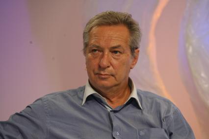 ИД`Комсомольская правда`. Президент Общероссийского союза общественных объединений `Россия без наркотиков` Иванов Владимир.