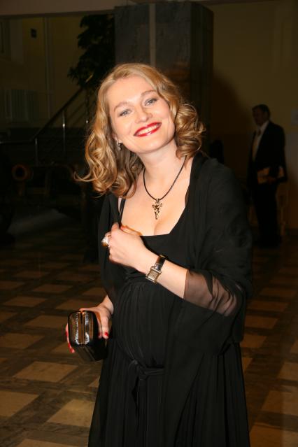 Диск64. Национальная премия в области кинематографии ЗОЛОТОЙ ОРЕЛ 2008 год. На снимке: актриса Толстоганова Виктория