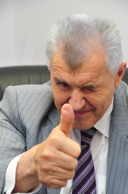 ИД `Комсомольская правда`. На снимке: префект Юго-Восточного административного округа Москвы (ЮВАО) Владимир Зотов.