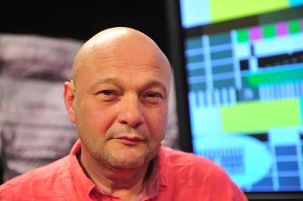 ИД `Комсомольская правда`. Режиссер Сергей Гинзбург